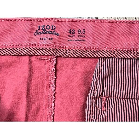 Izod Saltwater Stretch Relaxed Classic Fit Red Flat Front Shorts 42 Inseam 9.5" - Picture 4 of 12
